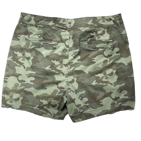 VANILLASTAR Women's Shorts Green Camouflage Mid Rise Cotton Pockets Zip Size 17 - Picture 10 of 13